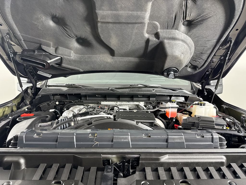2024 GMC Sierra 4WD Crew Cab Standard Box AT4's photo