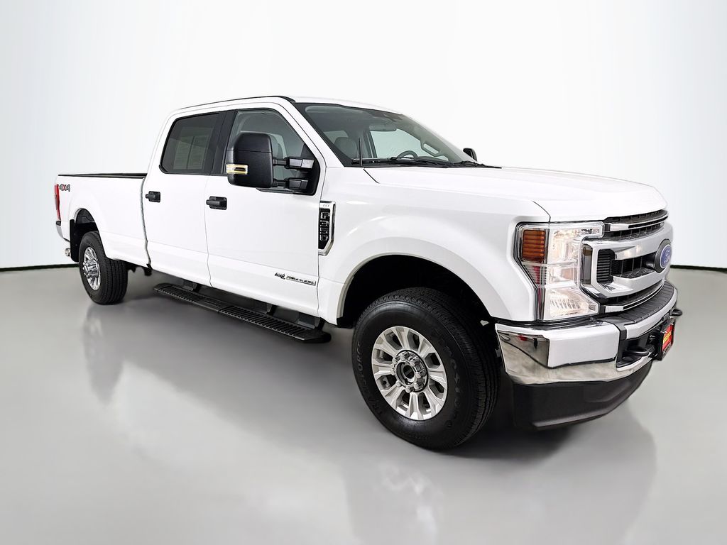 2022 Ford F-350 XLT 4x4 Crew Cab 176 in SRW's photo