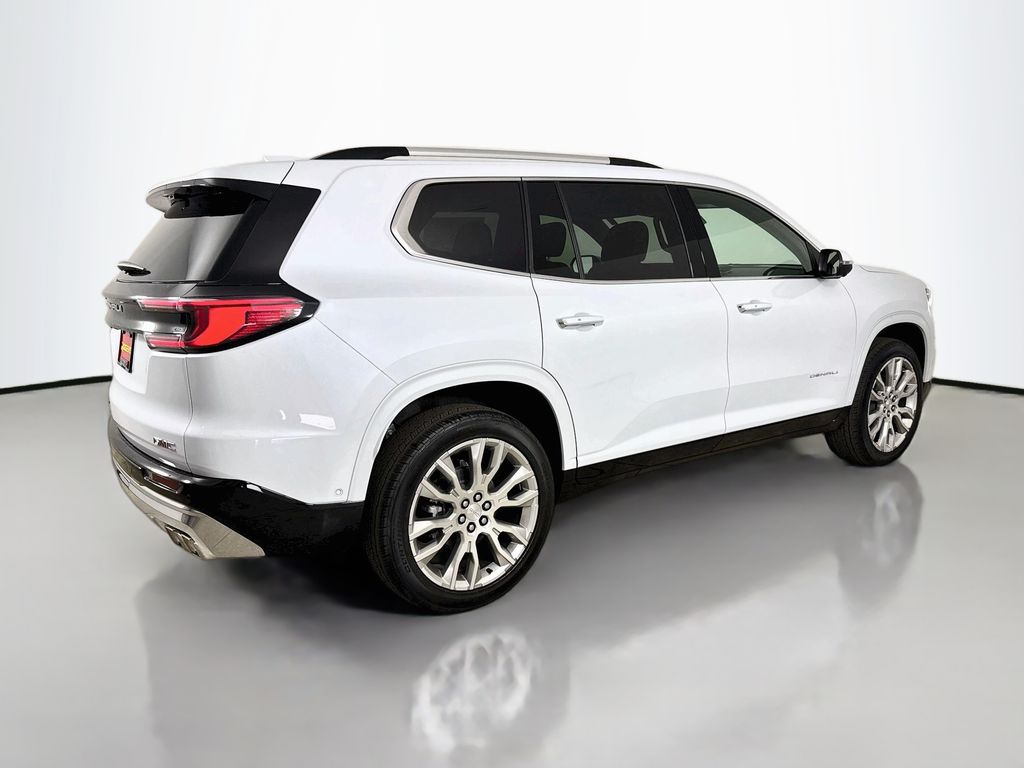 2026 GMC Acadia Denali - Photo 8