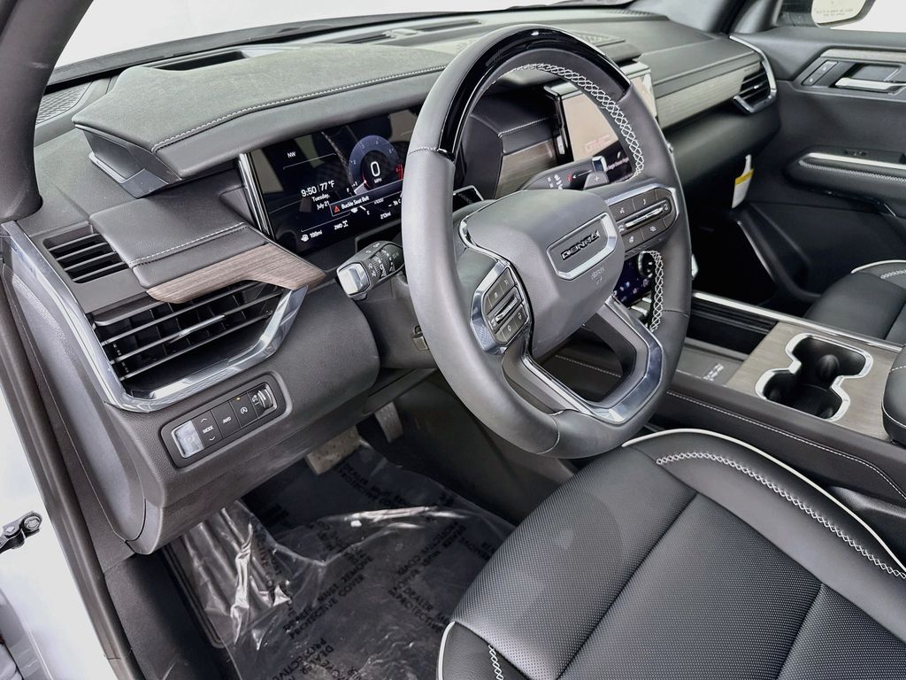 2026 GMC Acadia Denali - Photo 10