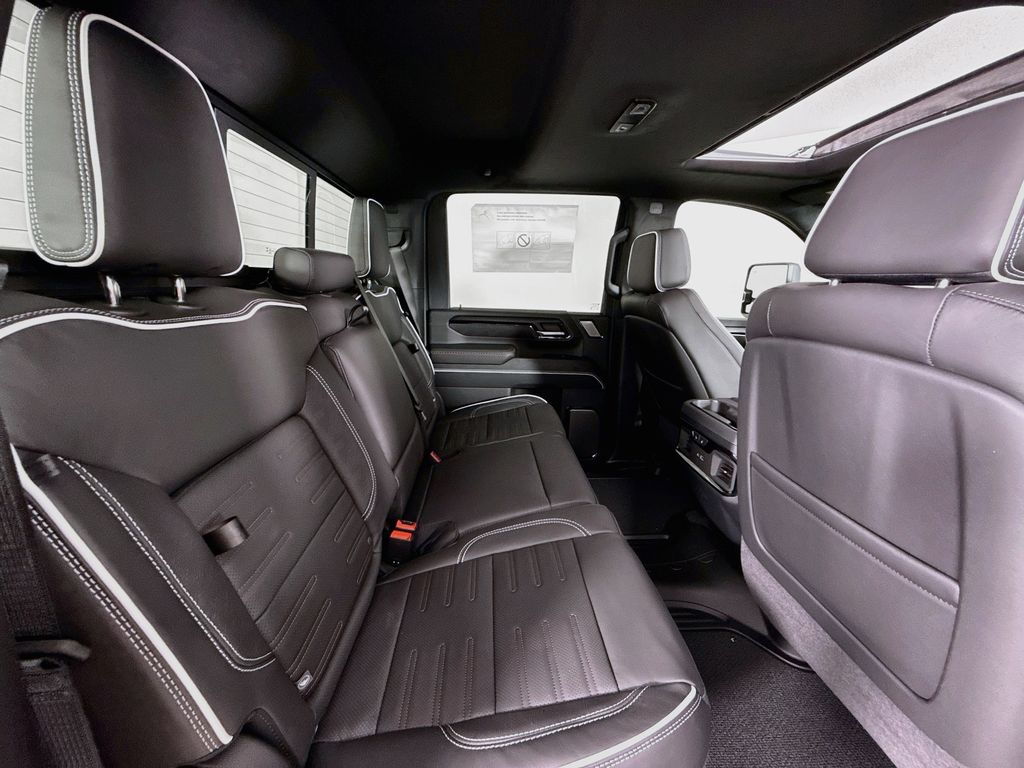 2026 GMC Sierra 2500HD AT4X - Photo 31