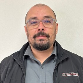 Staff member Edgar Avila from ID_10fd71d96459