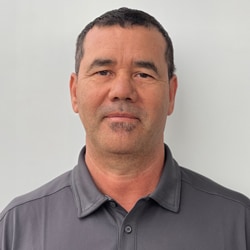 Staff member Miguel Pelayo from ID_f8f08b89eb85