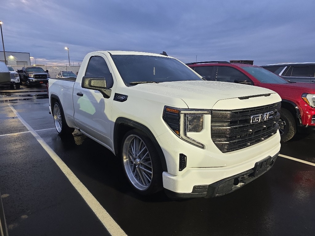 2025 GMC Sierra 1500 Pro's photo