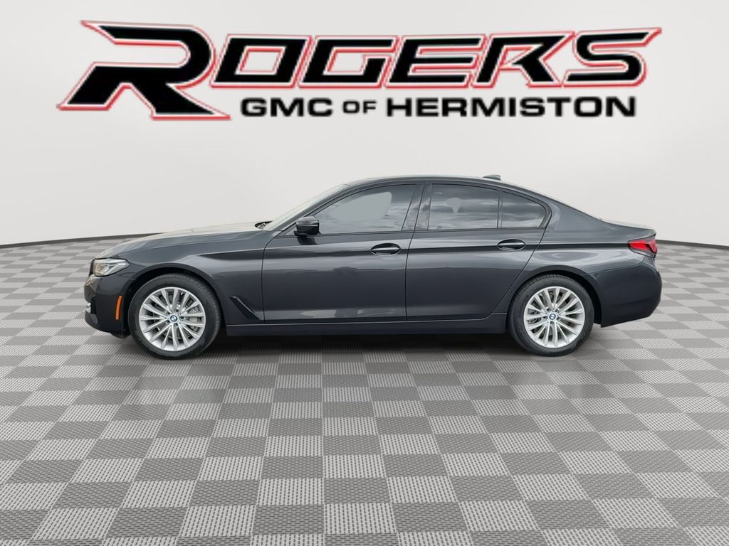 2021 Bmw 530i xDrive photo 2