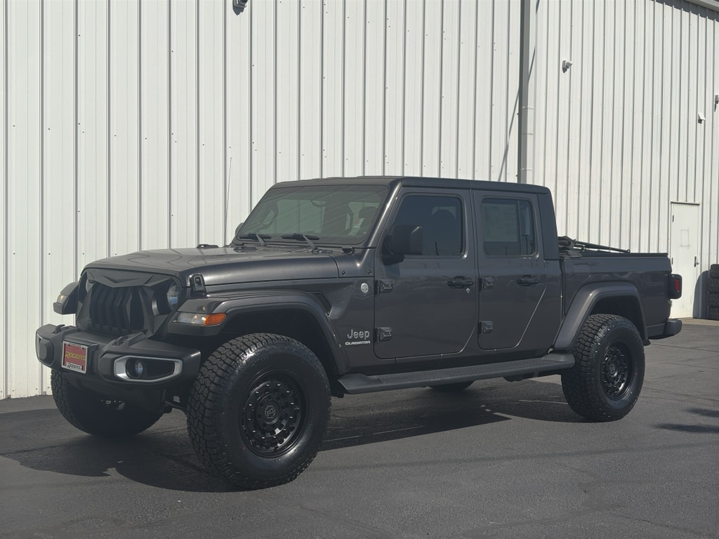 2021 Jeep Gladiator Overland's photo