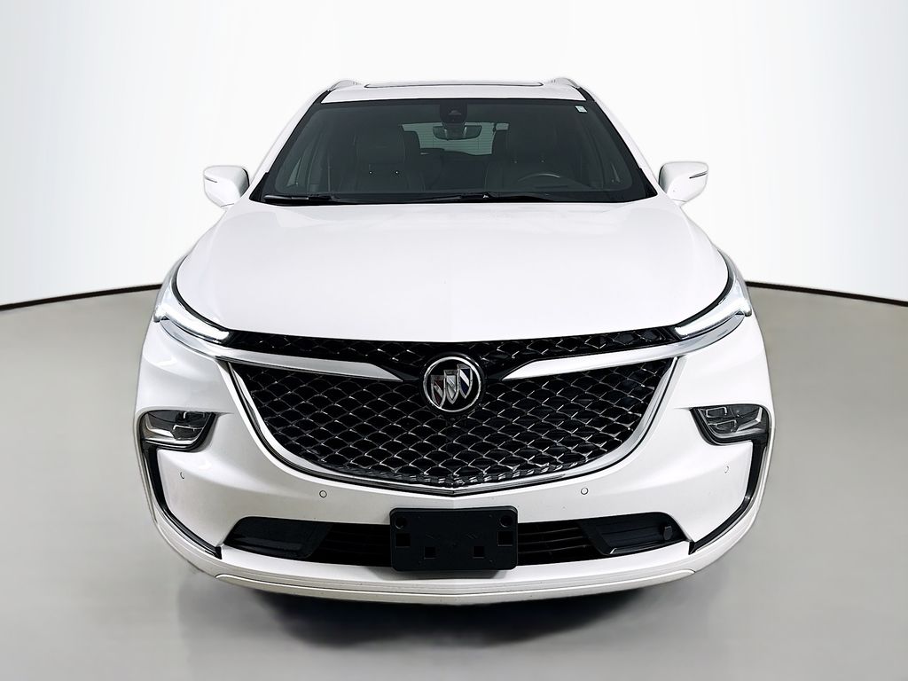 2024 Buick Enclave Avenir photo 2