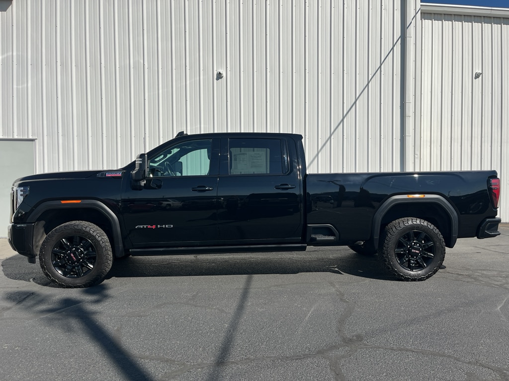 Used 2024 GMC Sierra 2500 HD AT4 Truck