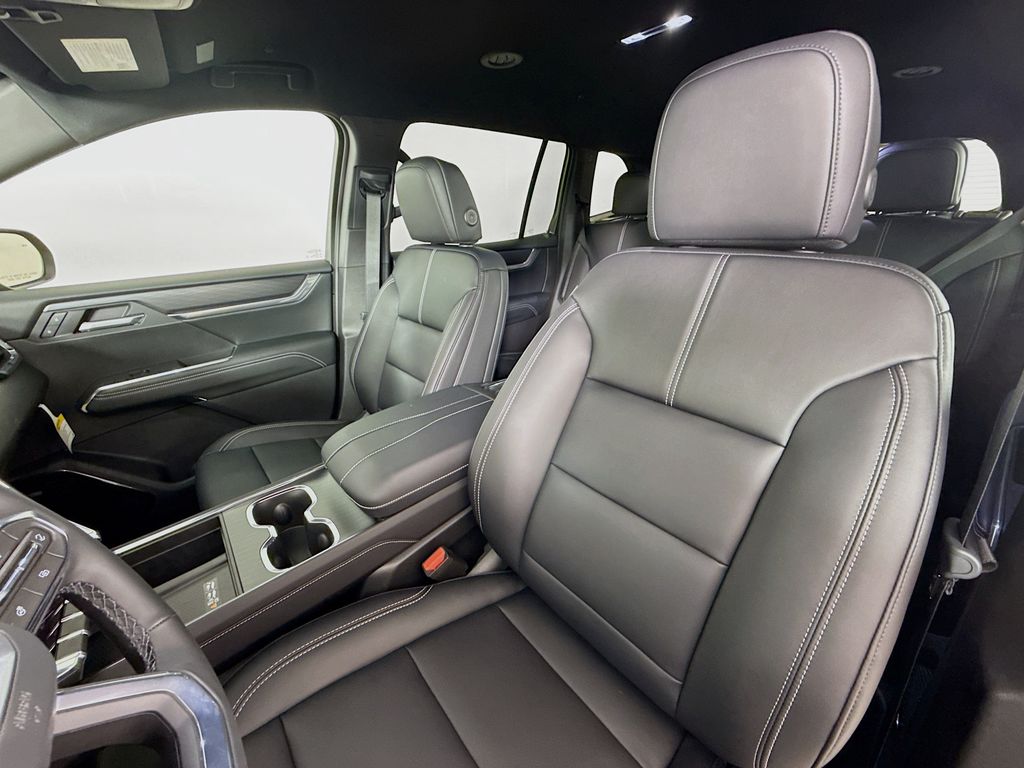 2026 GMC Acadia Elevation - Photo 25