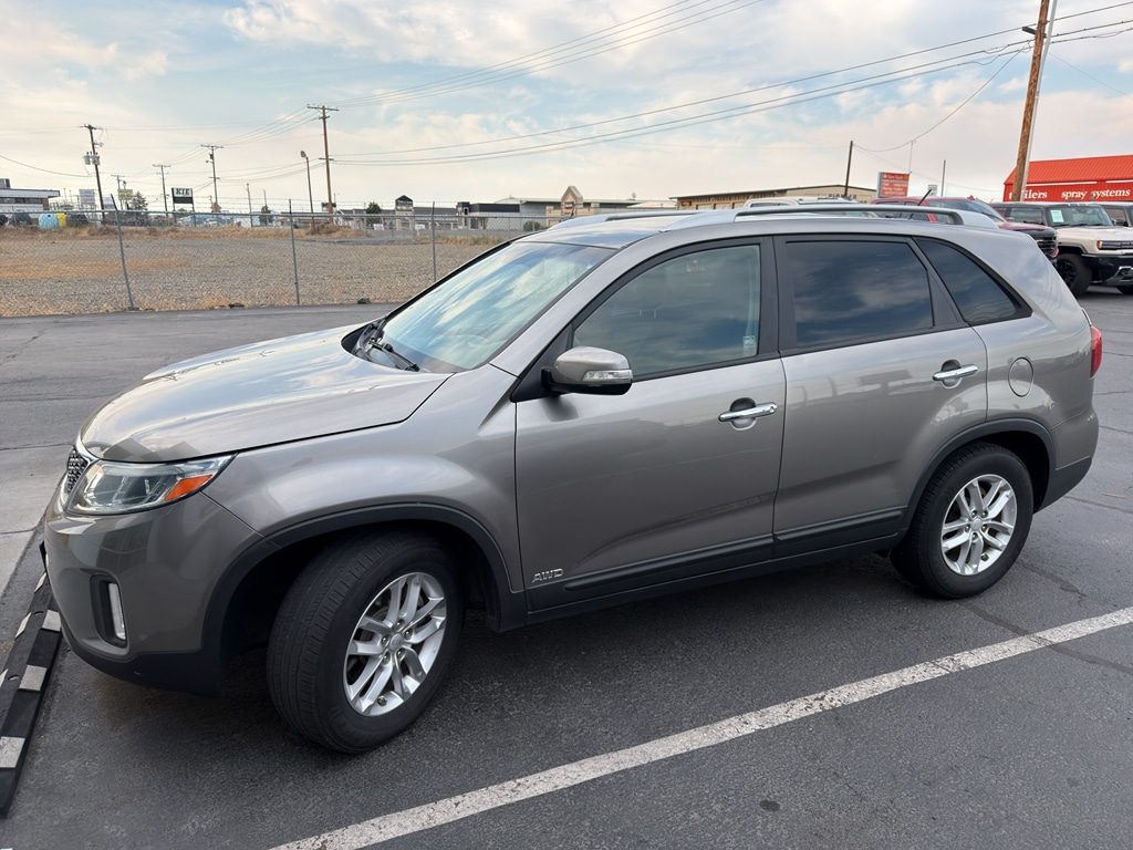 2015 Kia Sorento LX AT 4WD's photo