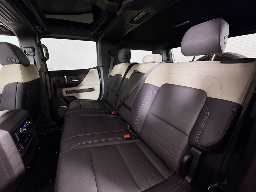 2026 GMC HUMMER EV 2X - Photo 27