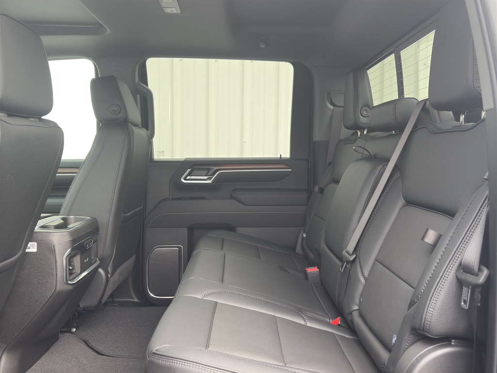 2026 GMC Sierra 2500HD Denali - Photo 14