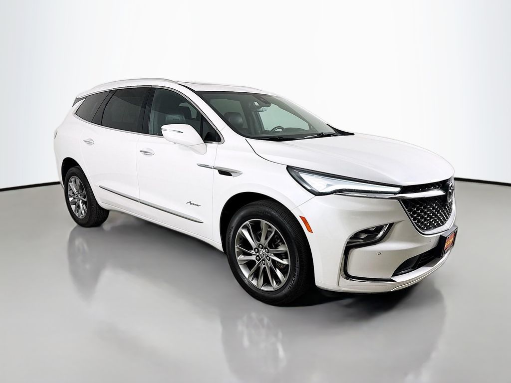 2024 Buick Enclave Avenir AWD's photo