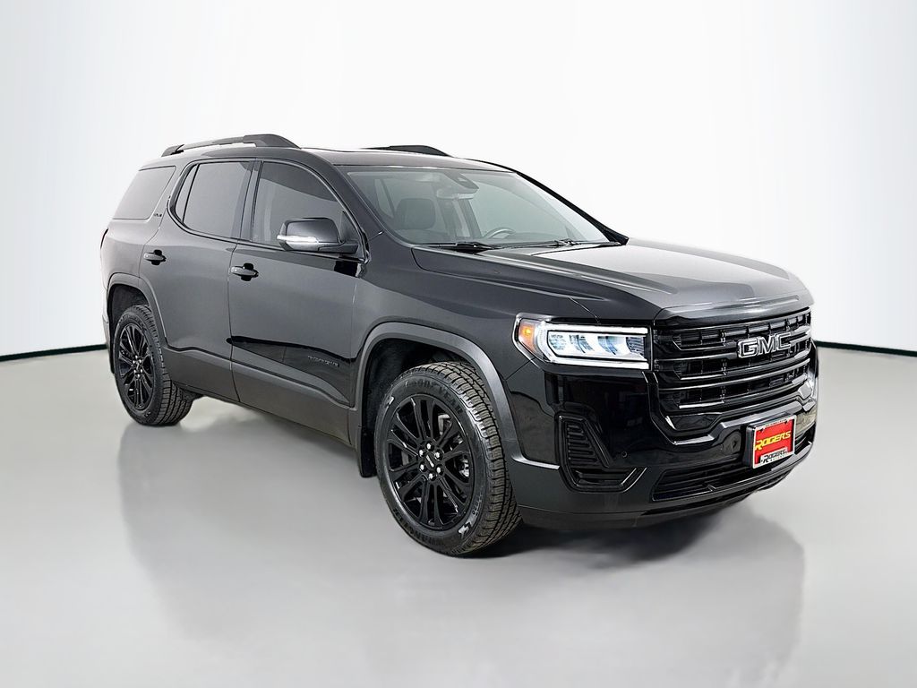2022 GMC Acadia SLE's photo
