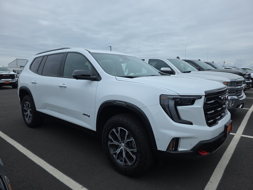 2026 GMC Acadia AT4 AWD's photo
