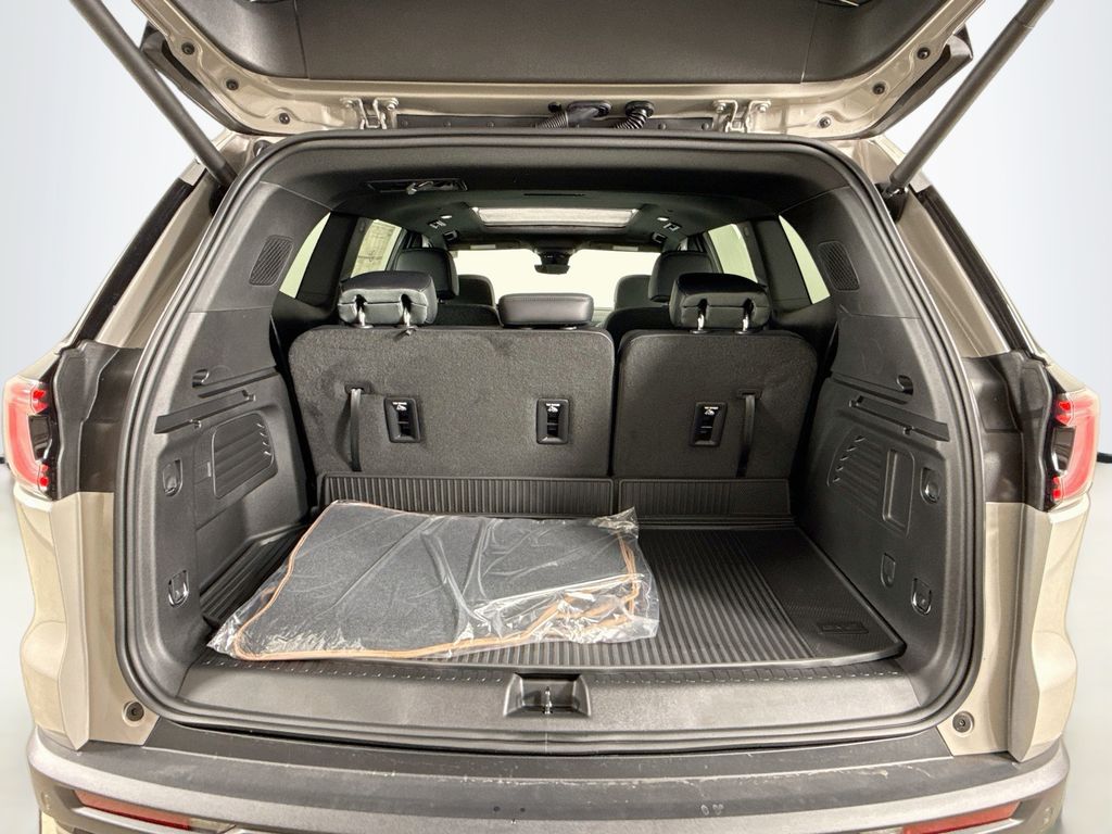 2027 GMC Acadia AT4 - Photo 28