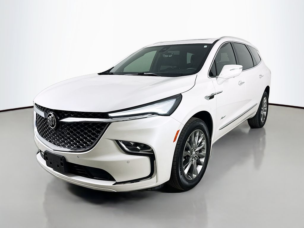 2024 Buick Enclave Avenir photo 3