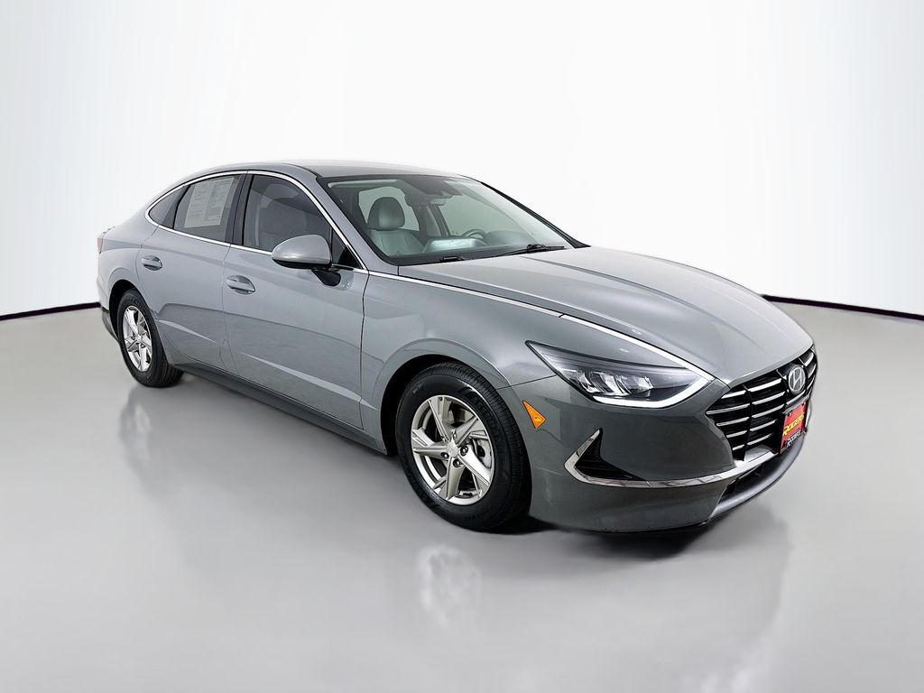 2021 Hyundai Sonata SE's photo