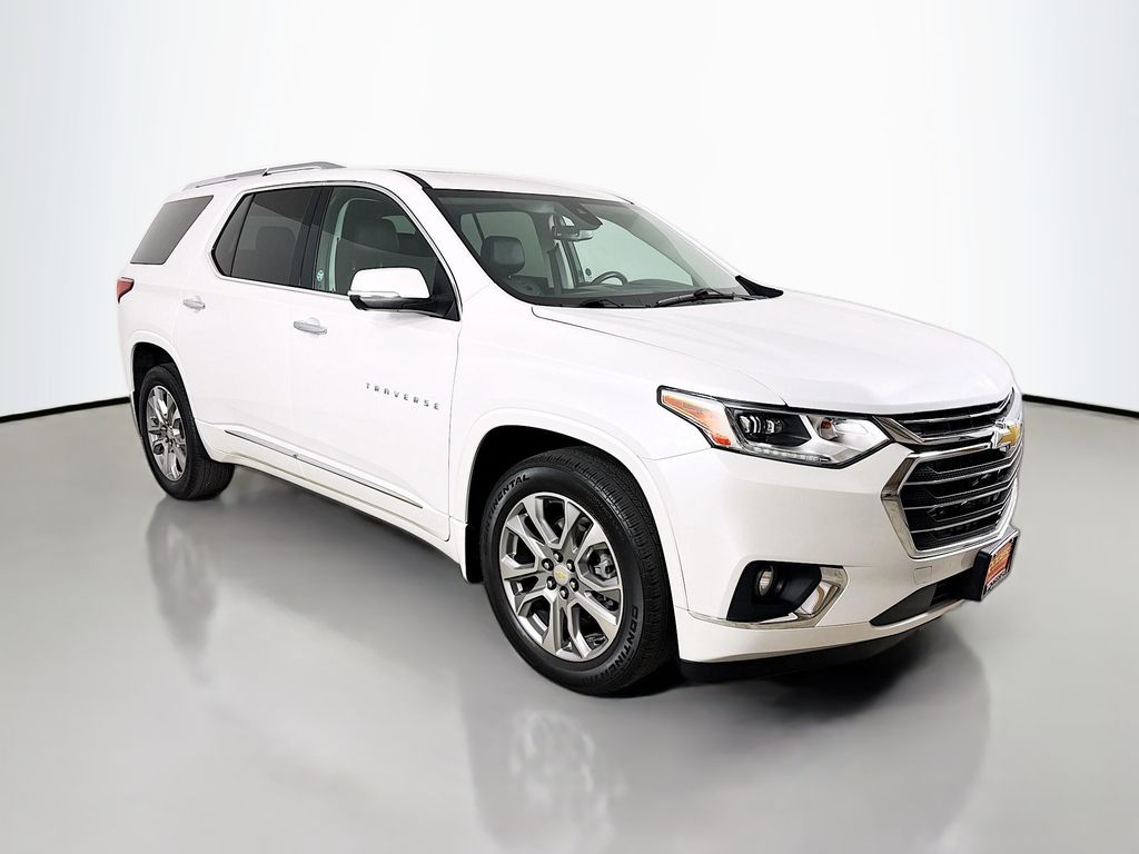 2021 Chevrolet Traverse AWD Premier's photo