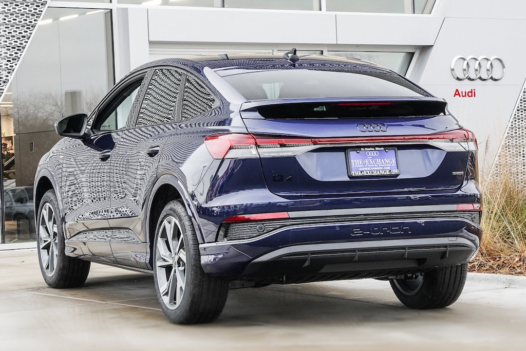 2024 Audi Q4 Sportback E-tron 50 Premium Plus photo 2
