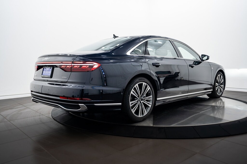 2024 Audi A8 L 55 photo 4