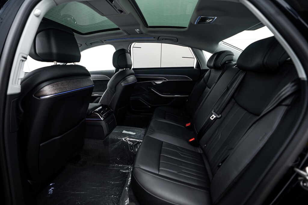 2024 Audi A8 L 55 photo 17