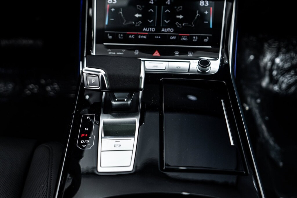 2024 Audi A8 L 55 photo 10