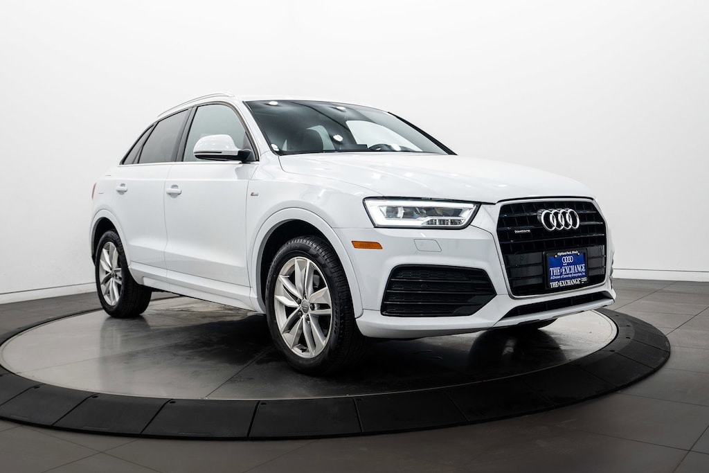 2018 Audi Q3 Premium Plus photo 2