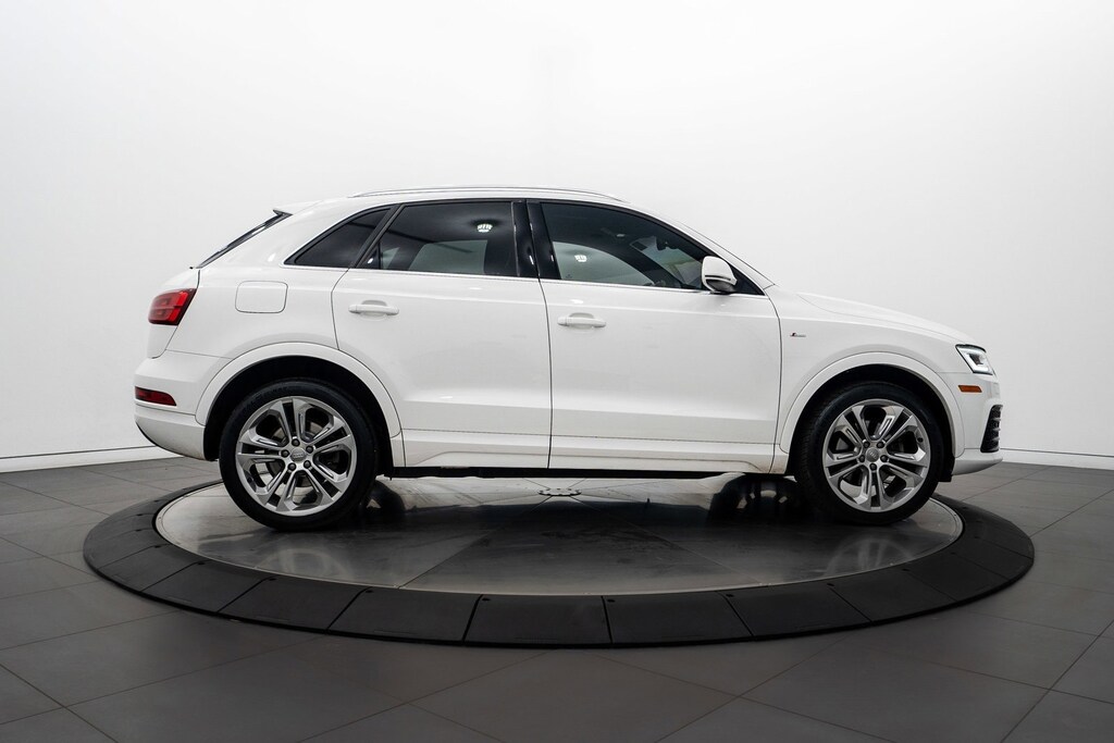 2018 Audi Q3 Premium Plus photo 3