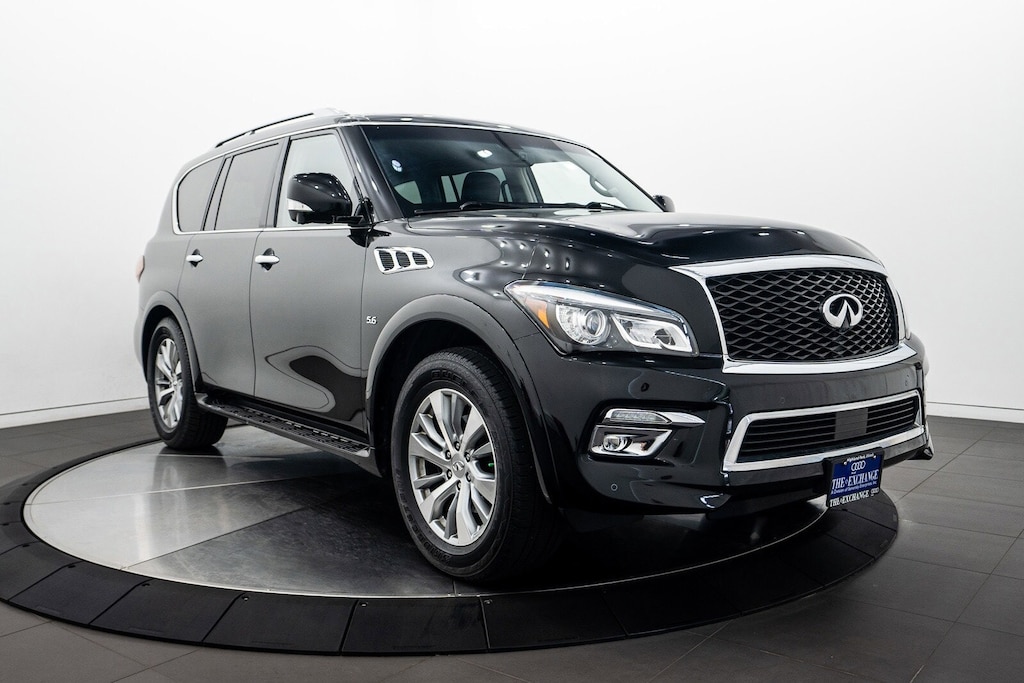 2015 Infiniti QX80 photo 2