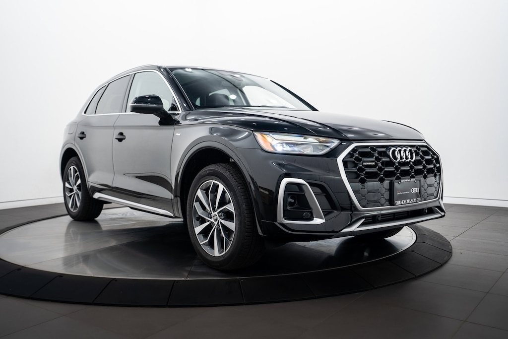 2023 Audi Q5 45 S line Premium photo 2