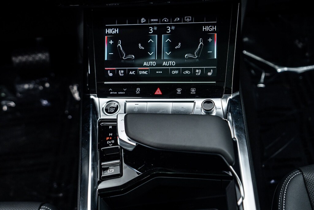 2024 Audi Q8 E-tron Premium Plus photo 11