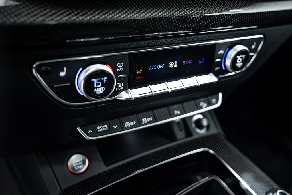 2024 Audi SQ5 Premium photo 8