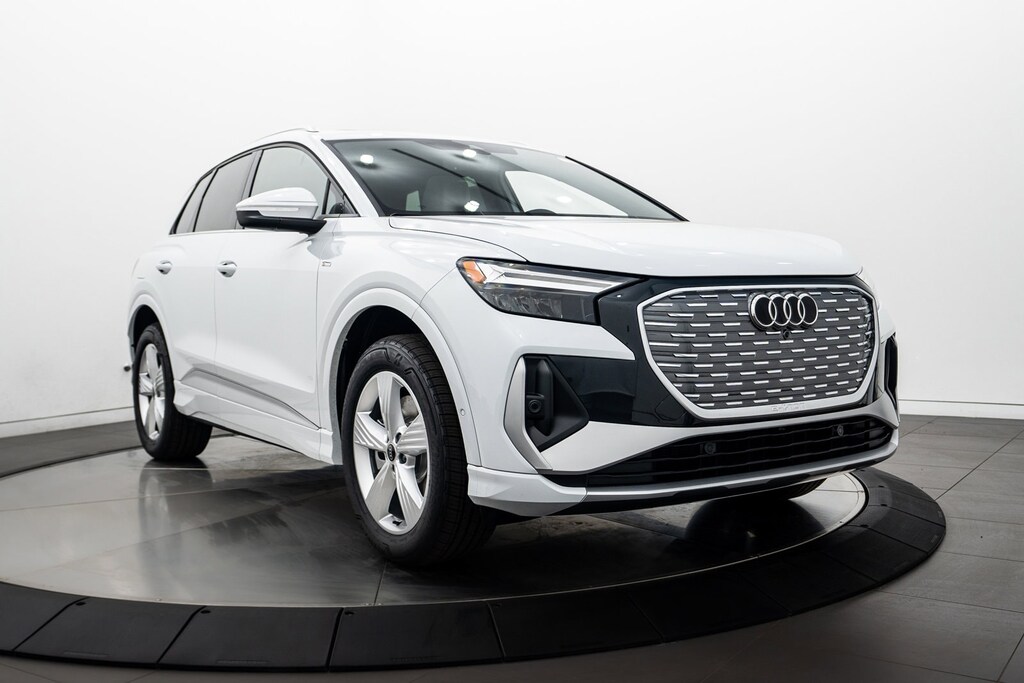 2024 Audi Q4 E-tron 50 Premium Plus photo 2