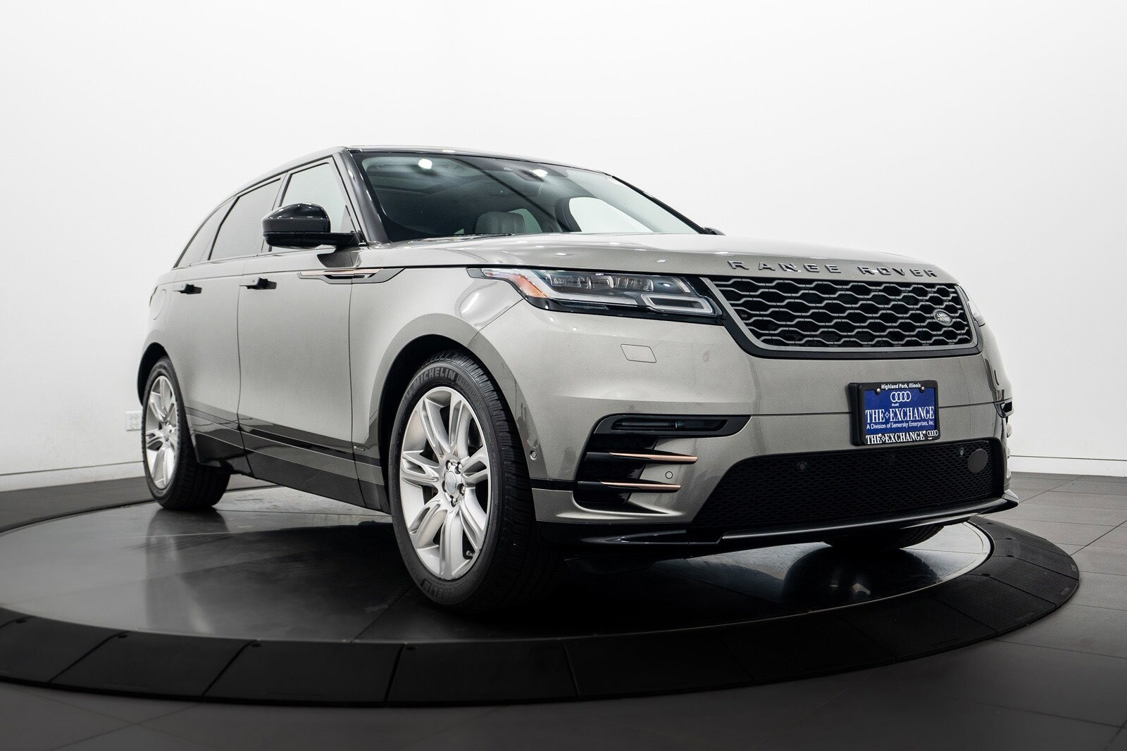 2018 Land Rover Range Rover Velar First Edition's photo
