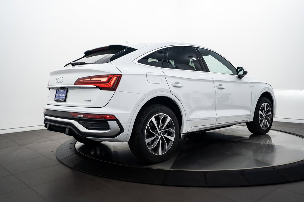 2024 Audi Q5 Sportback 45 S line Premium Plus photo 4