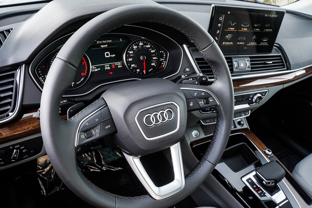 2024 Audi Q5 40 Premium photo 7