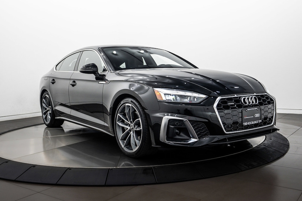 2023 Audi A5 S line Quattro Premium Plus photo 2