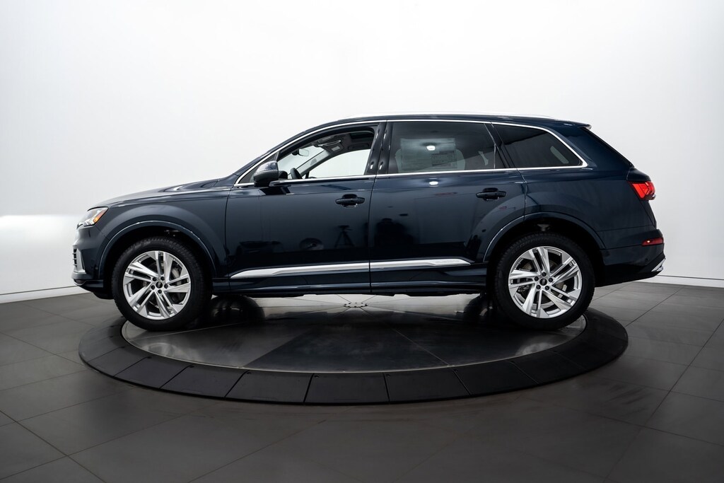 2024 Audi Q7 45 Premium Plus photo 7