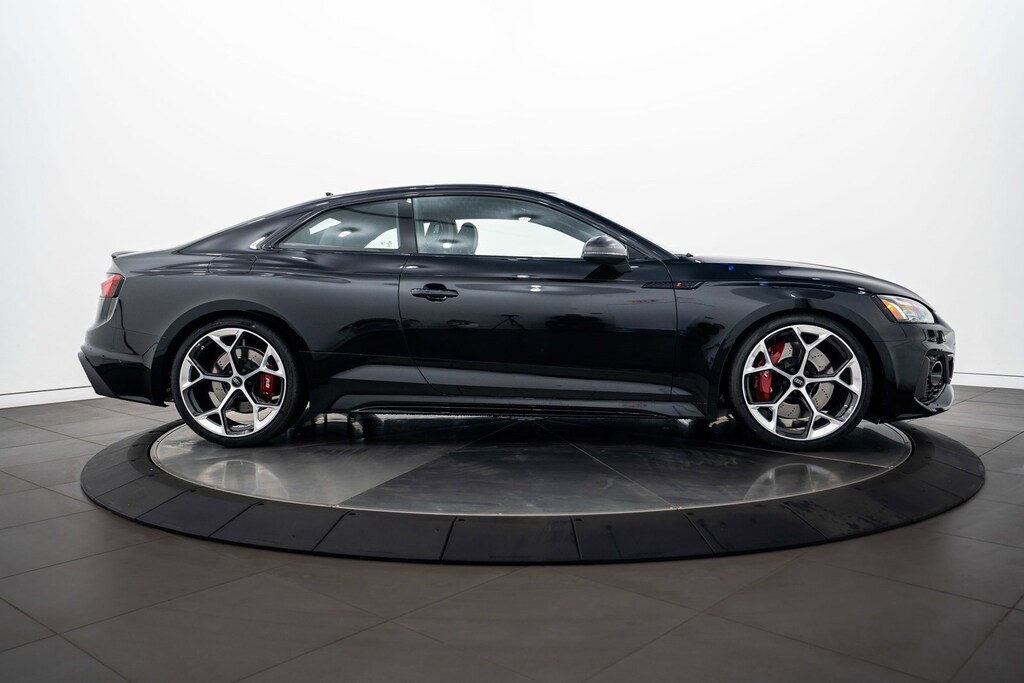 2024 Audi RS 5 photo 3