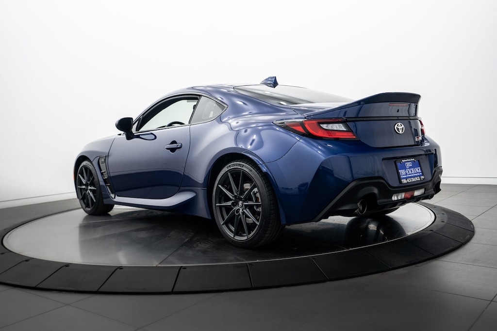 2022 Toyota GR86 Premium photo 5