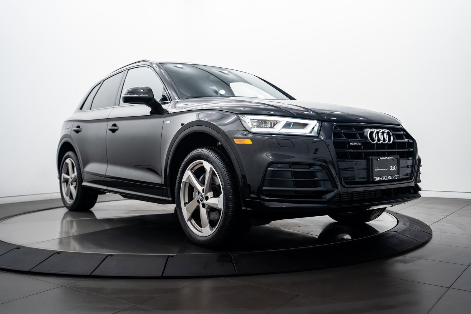 2020 Audi Q5 Premium Plus's photo