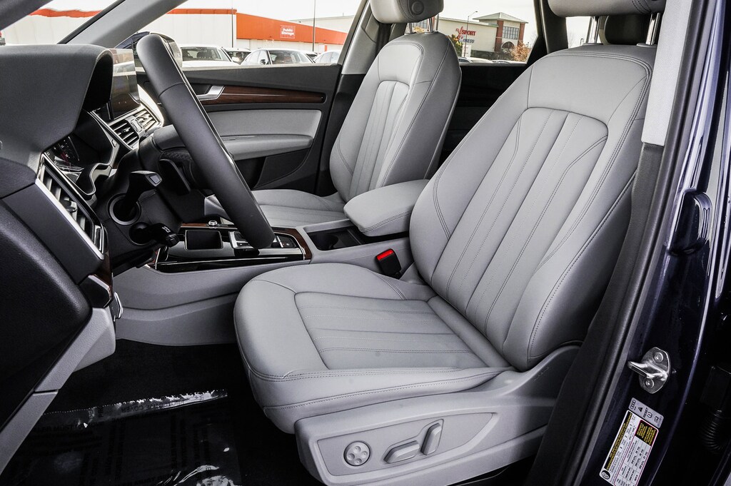 2024 Audi Q5 40 Premium photo 9