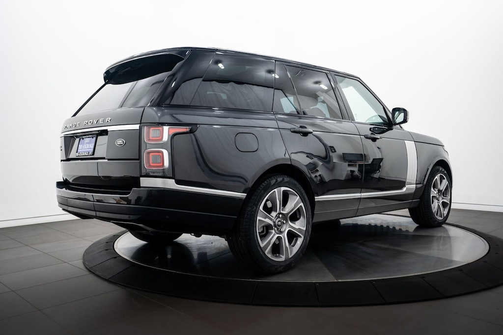 2020 Land Rover Range Rover HSE photo 2