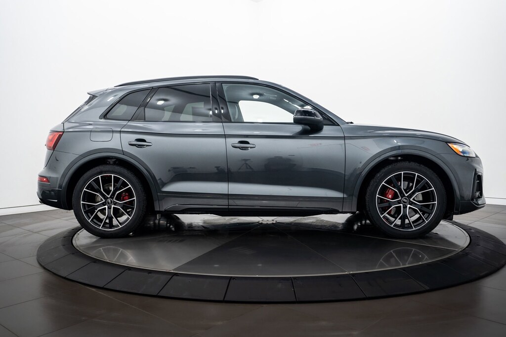 2024 Audi SQ5 Premium Plus photo 3