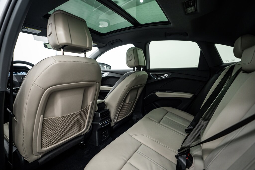 2024 Audi Q4 Sportback E-tron 50 Premium Plus photo 16
