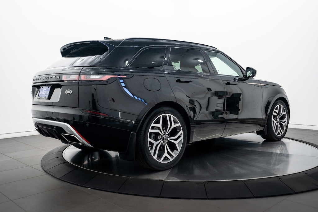 2020 Land Rover Range Rover Velar R-Dynamic S photo 4