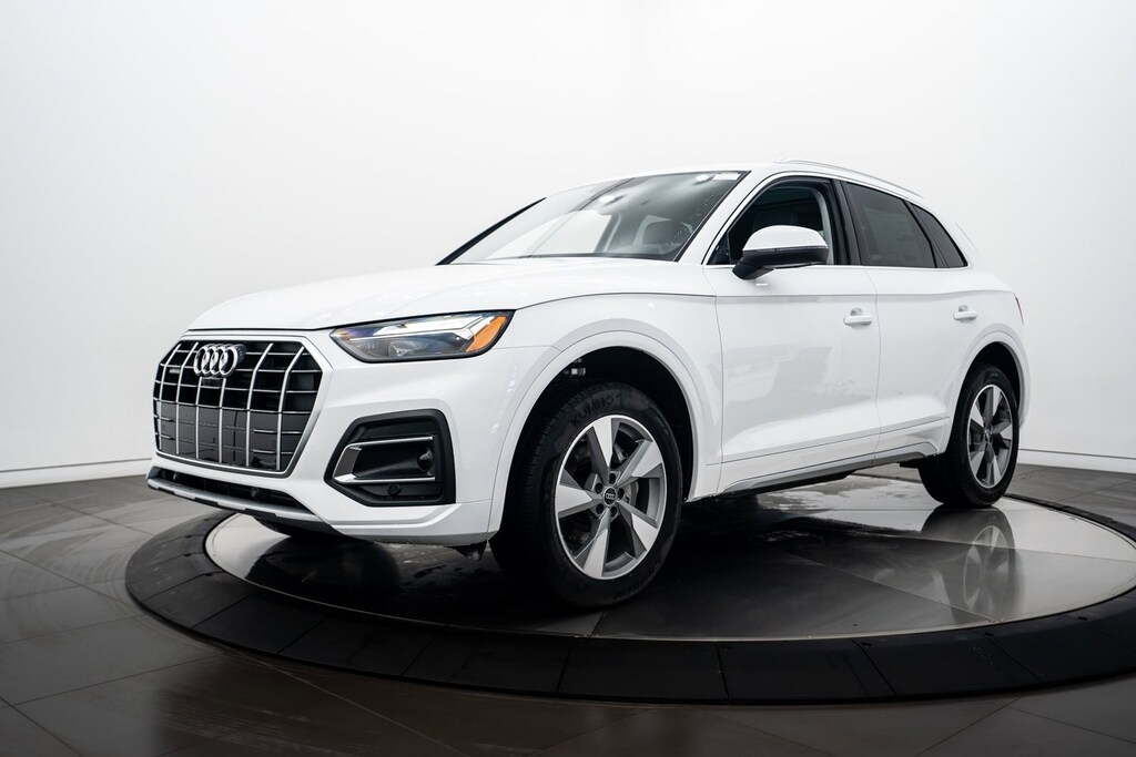 2024 Audi Q5 40 Premium Plus photo 4