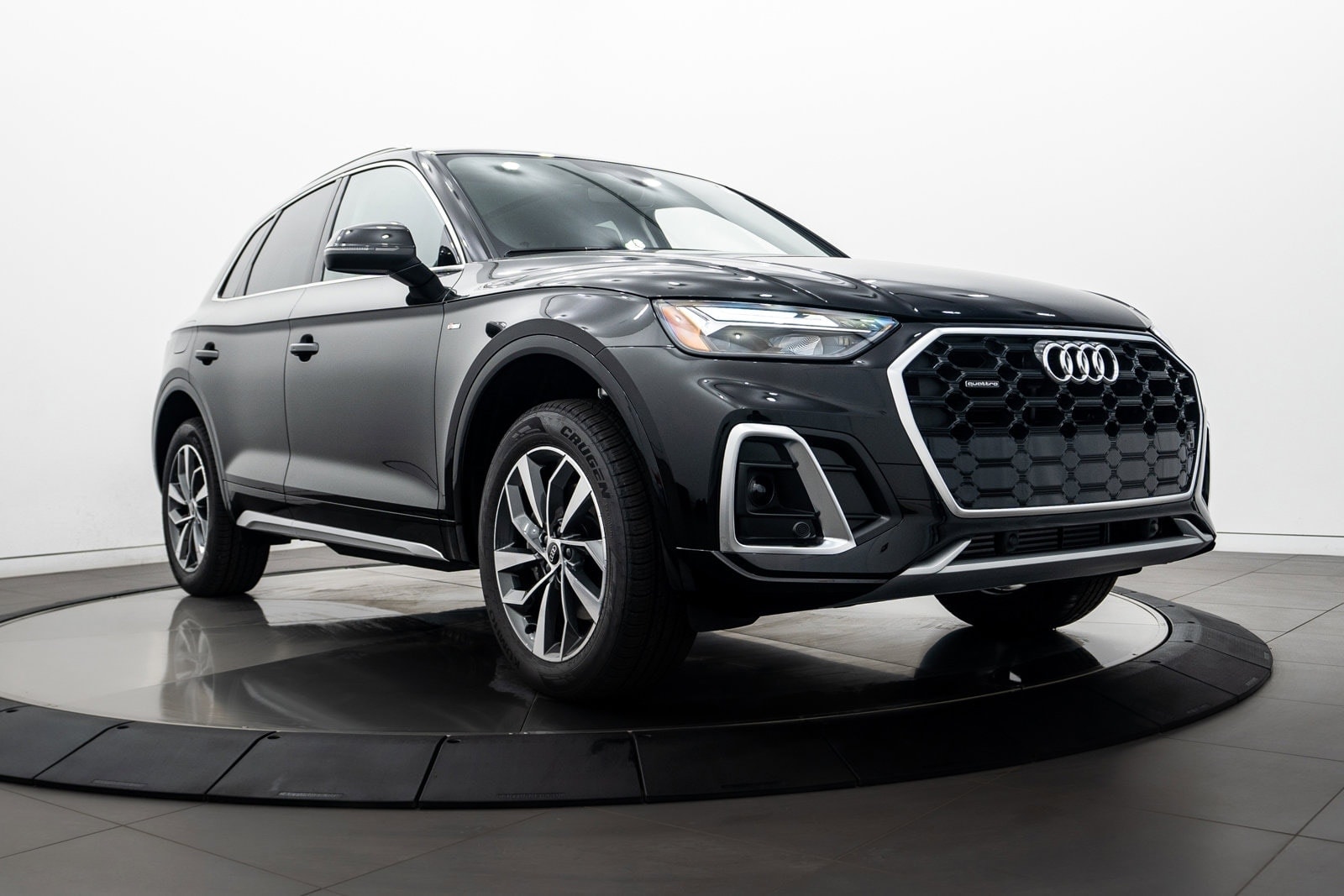 2024 Audi Q5 Premium's photo