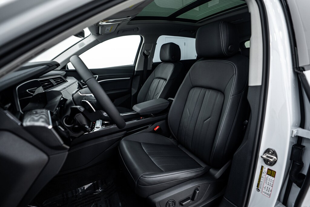 2024 Audi Q8 E-tron Premium Plus photo 15